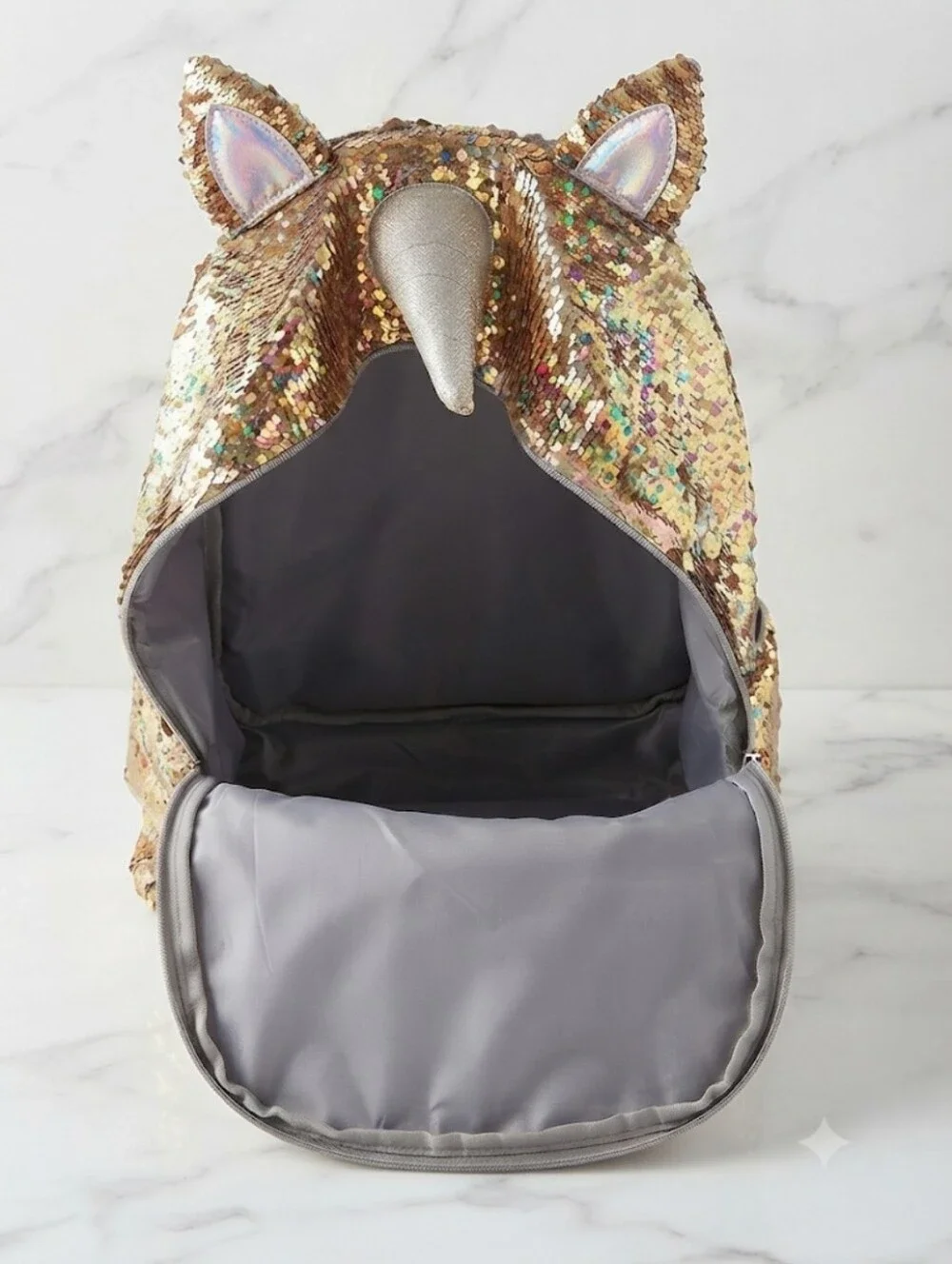 Gold Unicorn Backpack By Justice for Girls ☆ RARE ☆